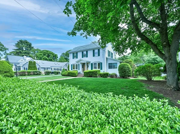 246 Manning St, Needham, MA 02492