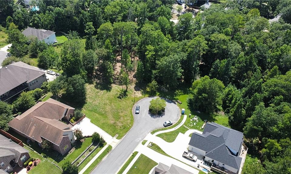 1st image of LOT 8 Crystal Ct N