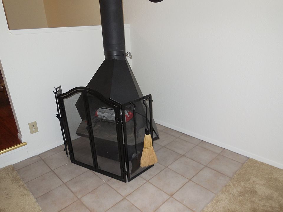 2nd image of 18102 15th Ave NE APT B208