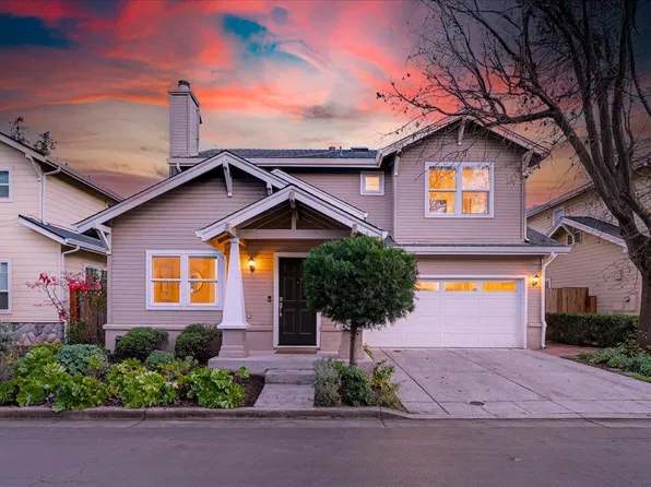 217 Heartwood Ln, Mountain View, CA 94041