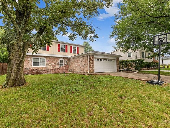 2nd image of 11890 Cedarcreek Dr