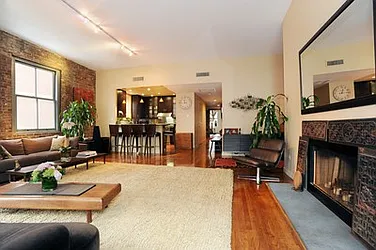 Sold by Citi Habitats