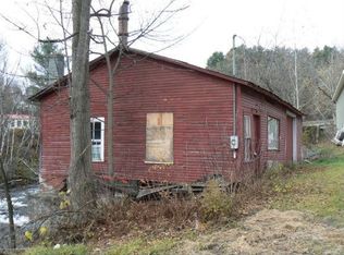 114 Concord Ave, Saint Johnsbury, VT 05819