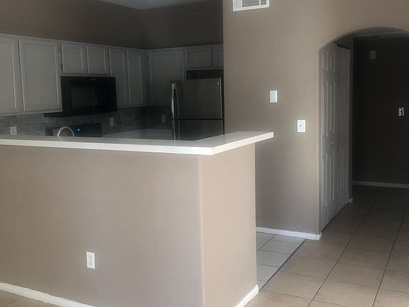 3rd image of 1800 N Jones Blvd #1800