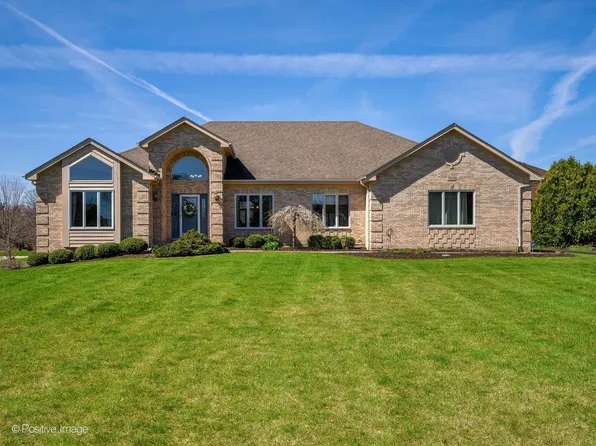 7819 Loch Glen Dr, Crystal Lake, IL 60014