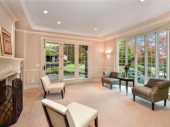 4th image of 17432 Deepview Dr