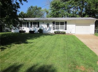 2 Edgewood Ct, Freeburg, IL
