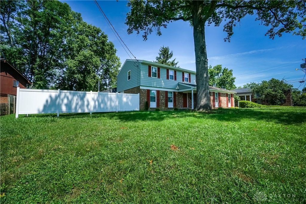 Real estate listing image