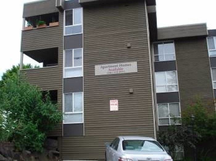 2nd image of 12520 Roosevelt Way NE APT 201
