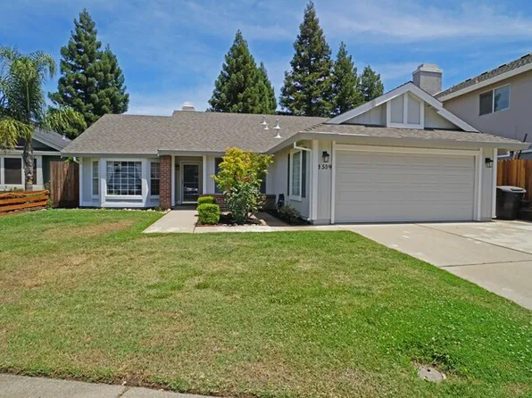 1509 Deerfield Cir, Roseville, CA 95747