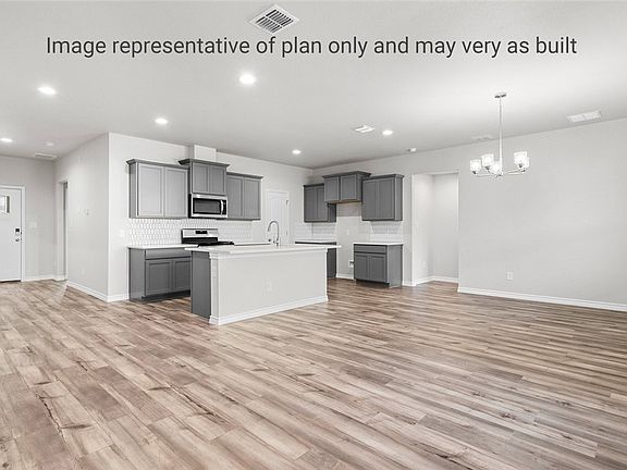 4th image of 214 Aquamarine Cir