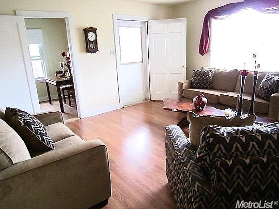 4th image of 2111 Peralta Ave