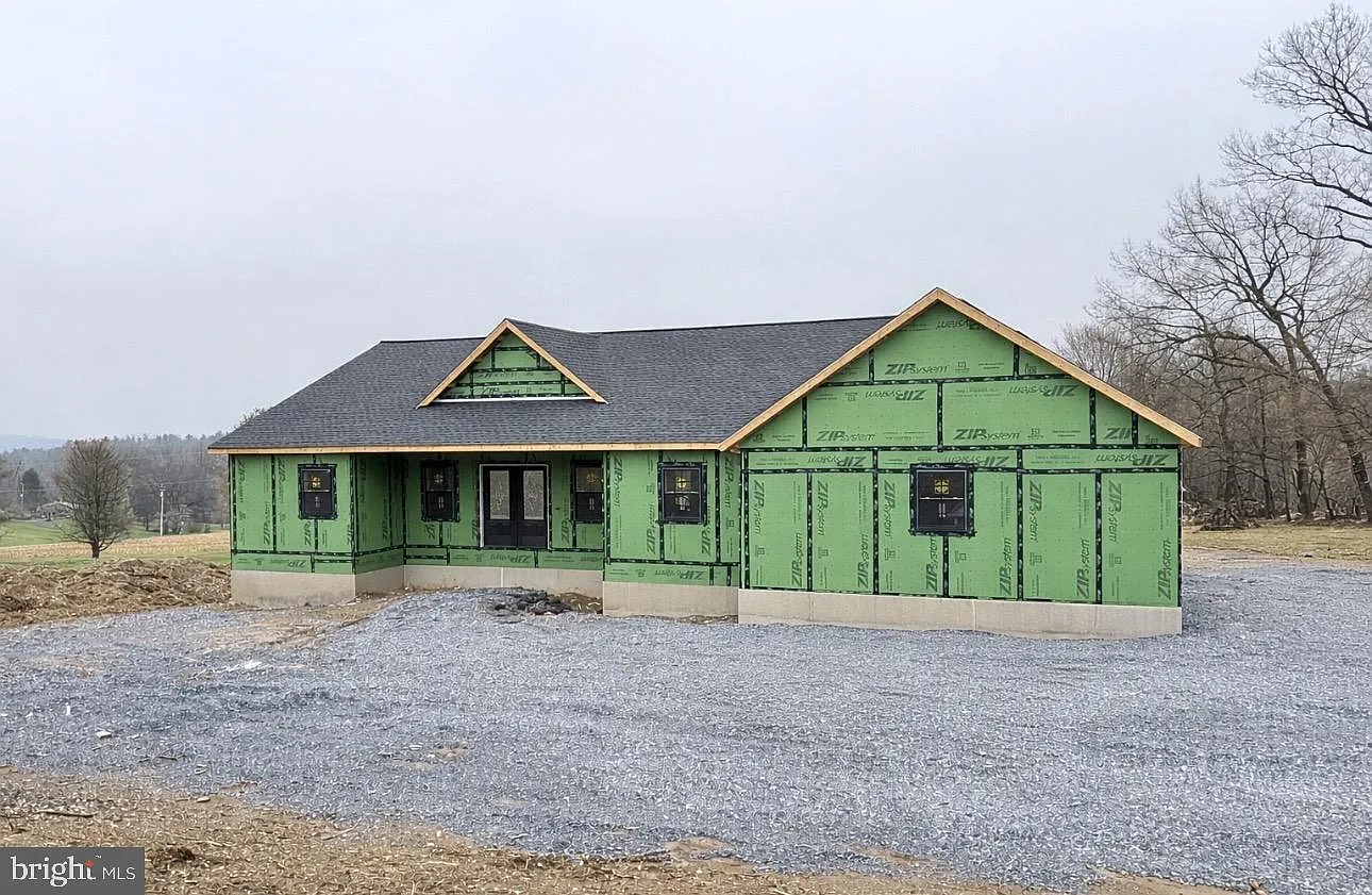 51 Holly Estates Dr photo 1
