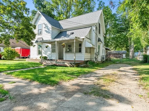 118 Lansing St, Eaton Rapids, MI 48827