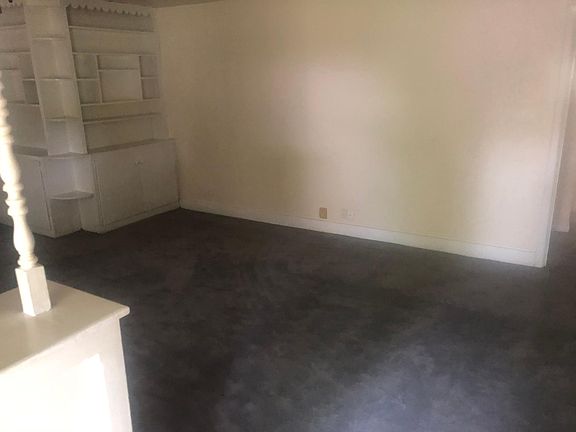 5th image of 805 Sanders St