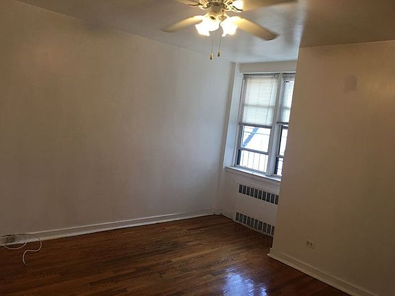 4th image of 14441 Sanford Ave APT 5E
