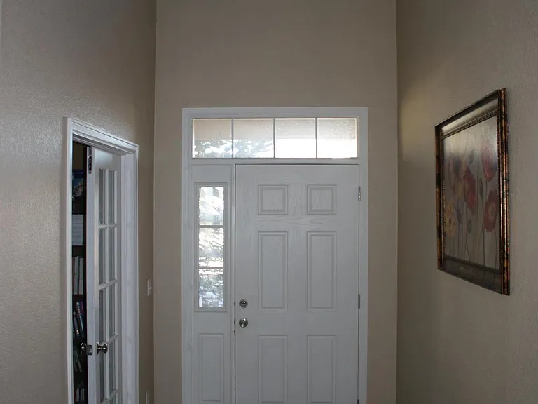 11377 Waldorf Ct — Photo 3