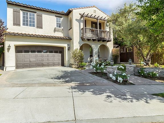 2nd image of 4814 Camino Costado