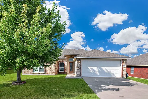 3411 Lauren St Photo 1