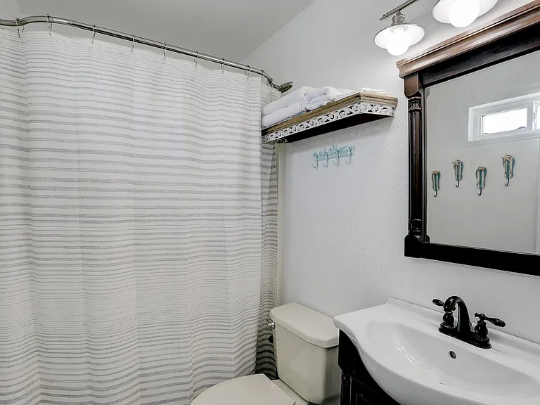 4214 Nueces Dr — Photo 14