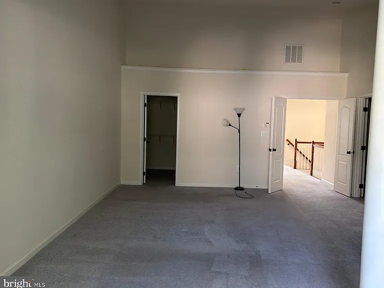 42885 Edgegrove Heights Ter — Photo 16