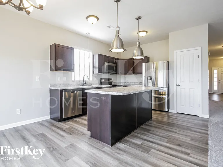 6035 Aspen Meadow Dr — Photo 4