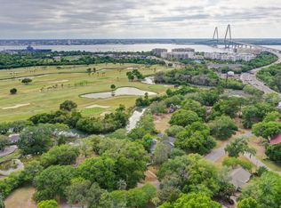 243 Bayview Dr, Mount Pleasant, SC 29464