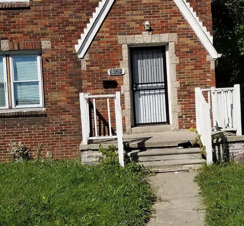 2nd image of 3036 Waverly St