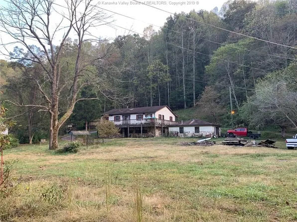 119 Soville Rd, Julian, WV 25529
