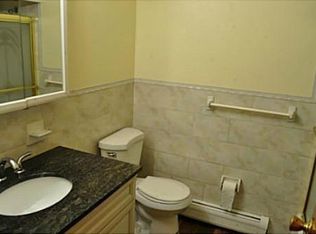26 Nancy Ln, Piscataway, NJ