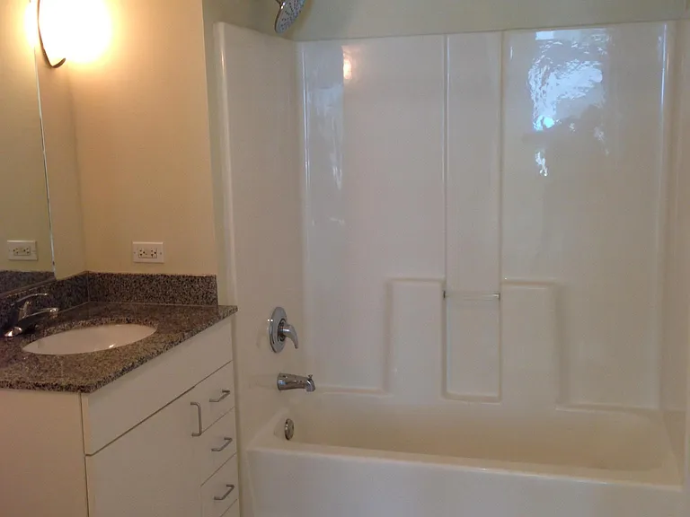 425 W Beech St #9500 — Photo 3