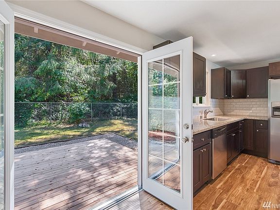 5th image of 3035 Whisper Dr NW