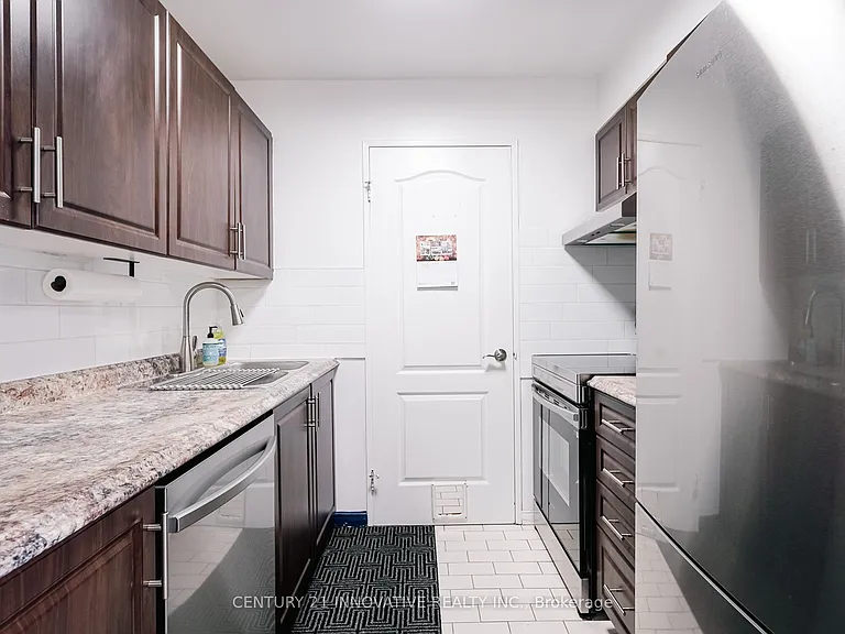 330 McCowan Rd #1702 — Photo 17