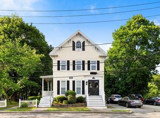 22 Union St APT 3, Reading, MA 01867