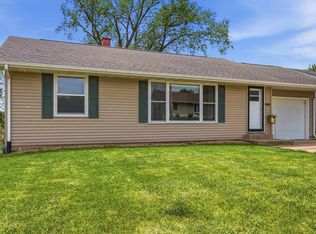 1040 Clara Ct, Dubuque, IA 52001