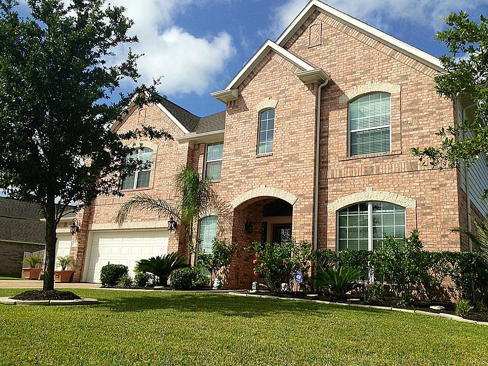 1st image of 11335 Wooded Creek Ln
