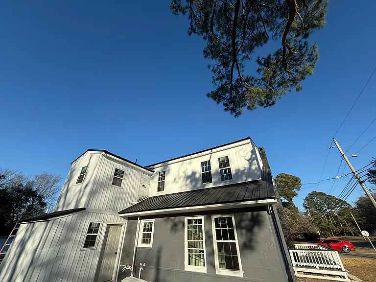 221 E Plank Rd — Photo 31