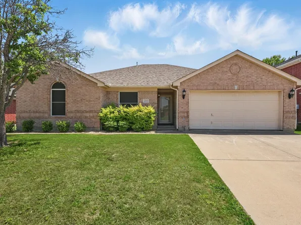 4610 Bluebird Ln, Mansfield, TX 76063