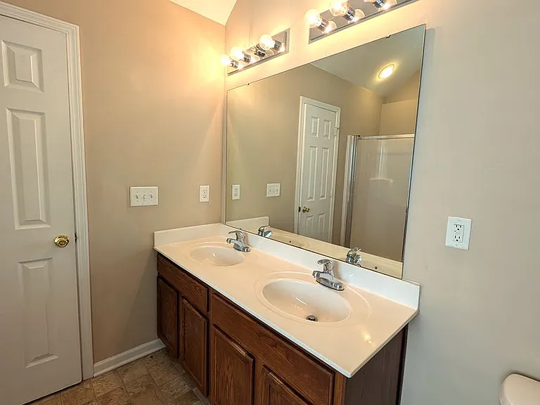 2507 Anna Garrison Rd — Photo 15