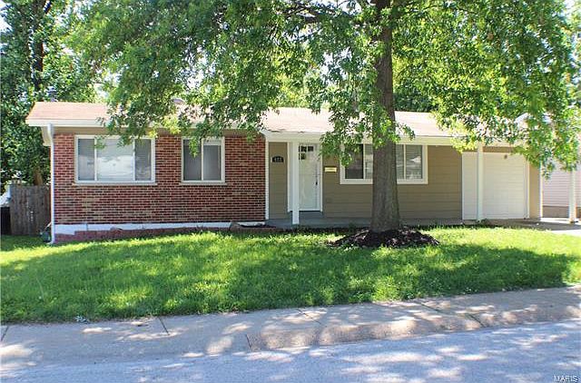1st image of 832 Lynn Haven Ln