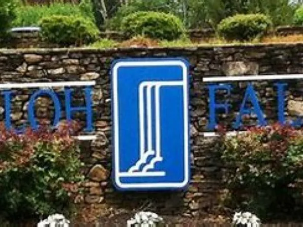 Whispering Pines Cv, Pickwick Dam, TN 38365