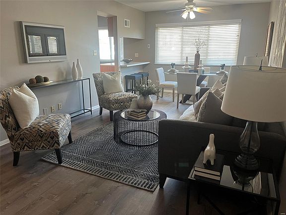 4th image of 10015 Bunker Hill Dr APT B