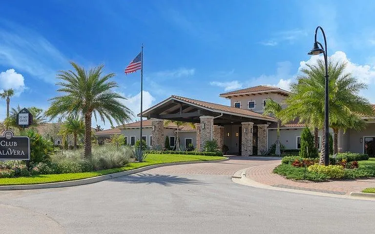 21026 SW Modena Way — Photo 40