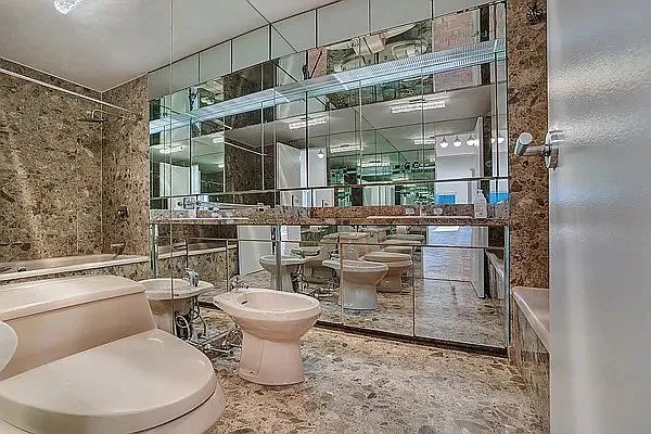 Rented by PocketBroker Inc | media 12