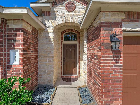 3rd image of 22518 Range Haven Ln