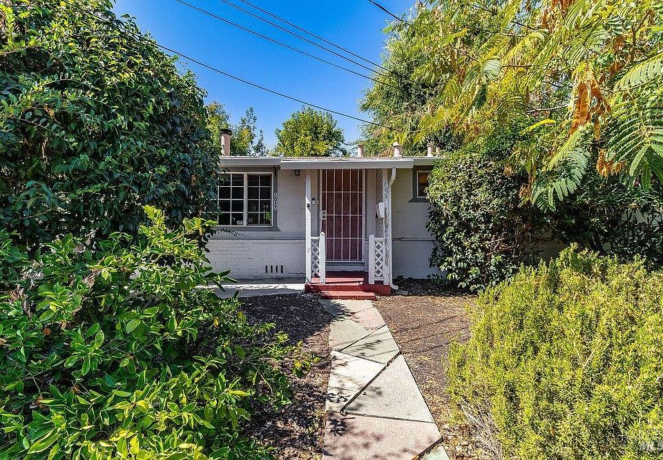 1st image of 3037 Bertram Court