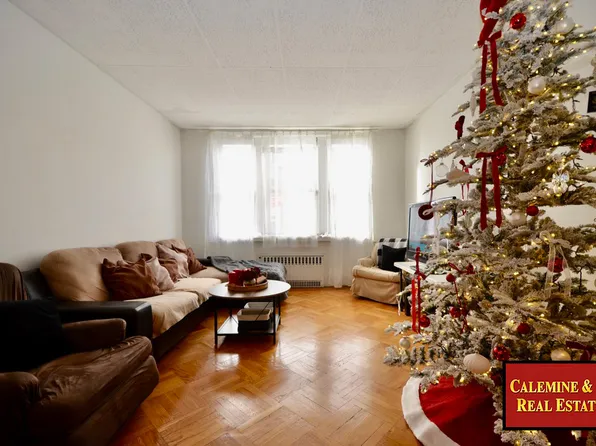 2151 East 1st Street image 5 of 34