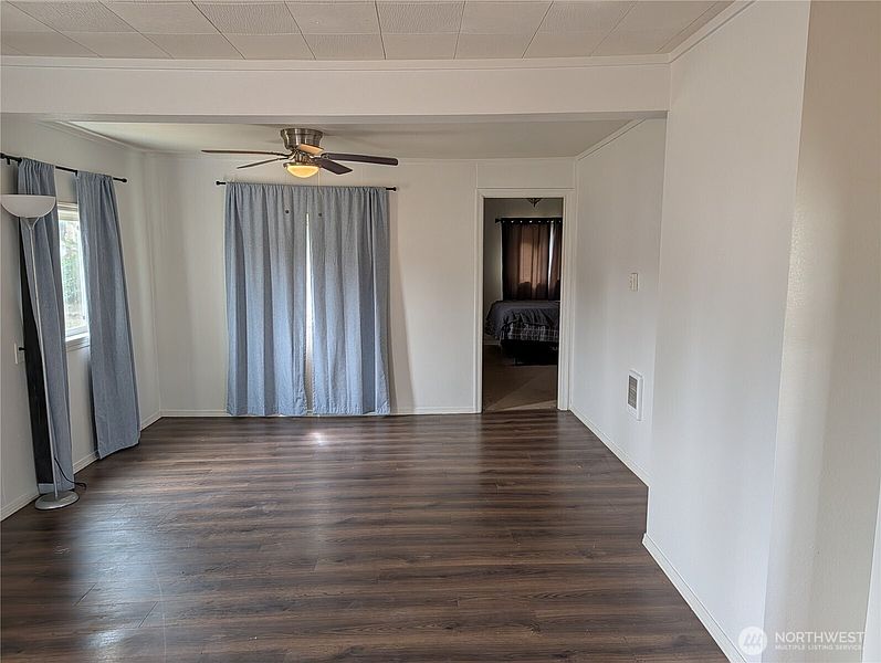 5th image of 6701 V Place