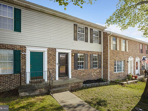 3rd image of 112 Little River Dr