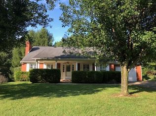 4631 Sherwood Dr, Ashland, KY 41101